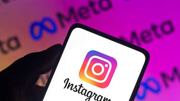 Cara Menghapus Satu Foto dari Carousel Post atau Stories di Instagram